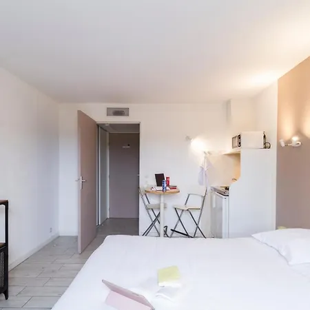 Garden & Aix En Provence - Puyricard Aparthotel