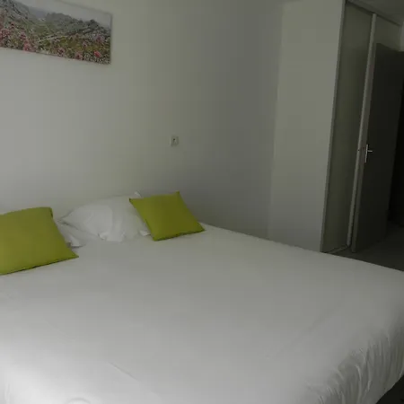 Garden & Aix En Provence - Puyricard Aparthotel 3*